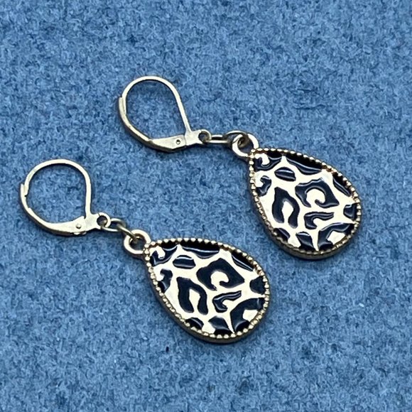 Dangle Pierced Earrings Animal Leopard Print Gold Black Back Exotic Teardrop - Picture 3 of 5